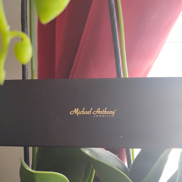 NWOT😃Shiny Round Disk Bracelet (by Michael Anthony) - Picture 10 of 10